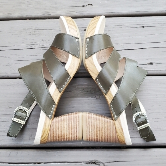 Dansko Professional Olive Green Leather Strappy Jesus Chunky Heel Sandals 39 - Picture 4 of 9